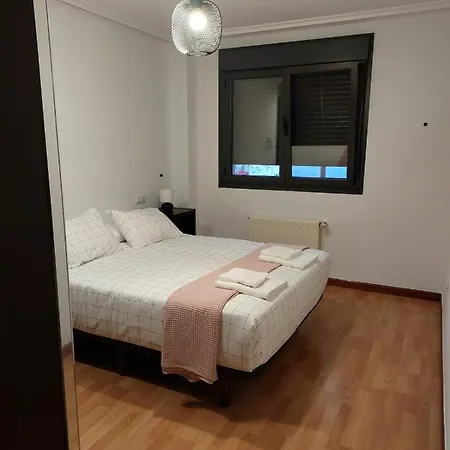 Apartment 145a Moderno Dos Gijon